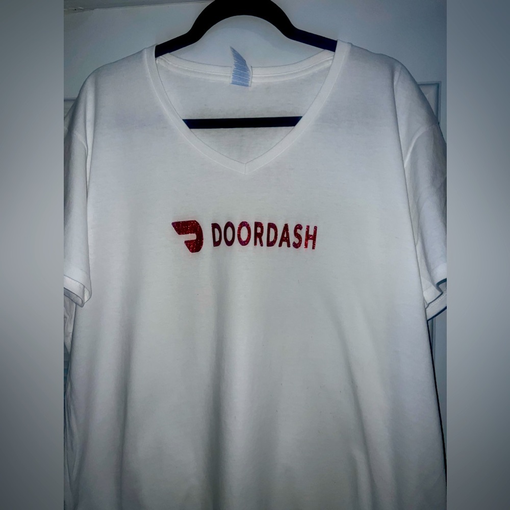 DoorDash vneck shirt